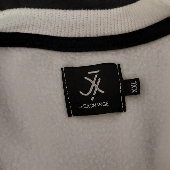 Oversized White Sweater - Picture 5 of 5